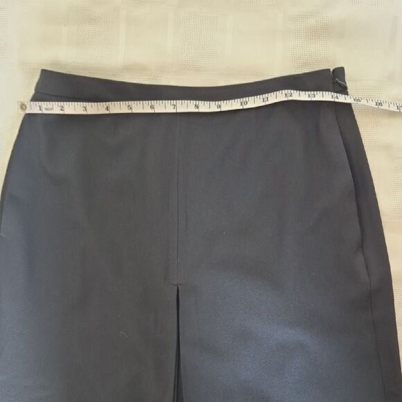 Banana Republic Classic Black A-Line Skirt - Picture 8 of 16